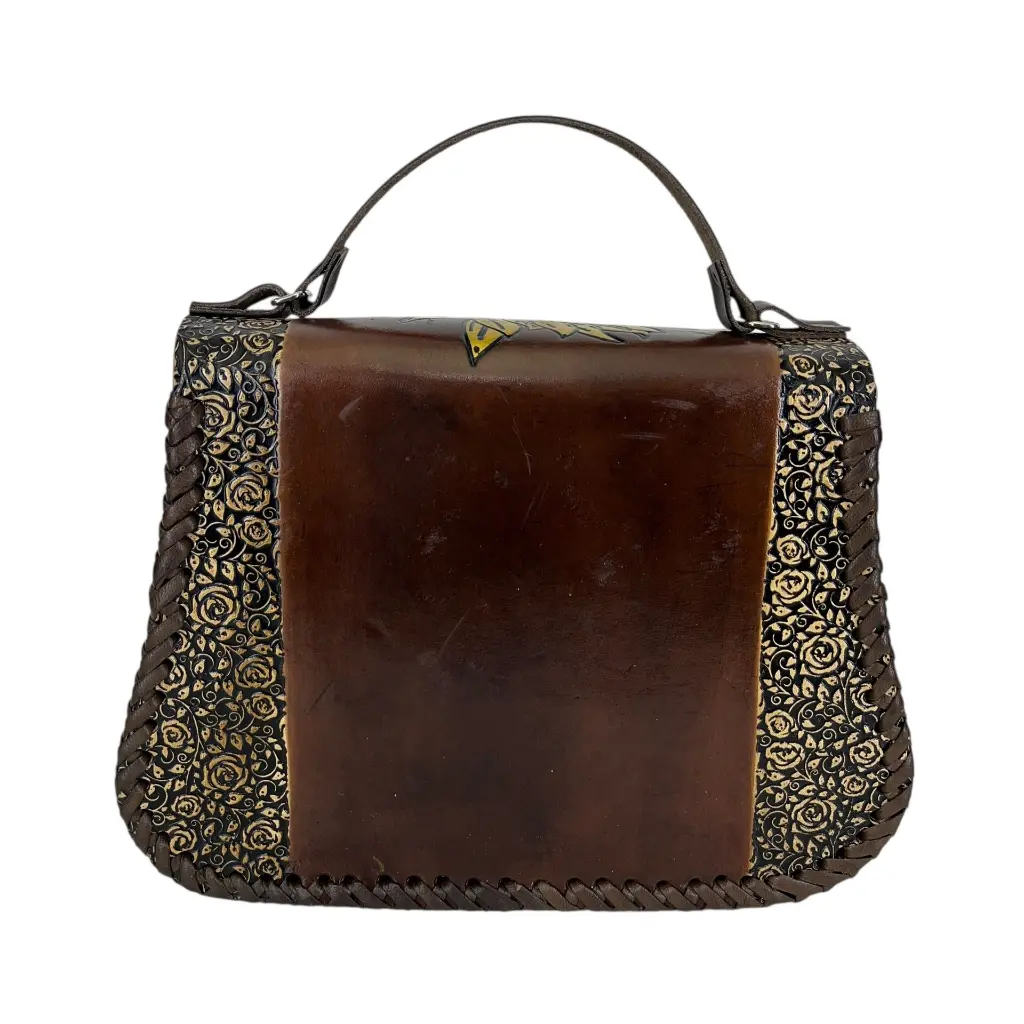 B1VEVCGICAF (3).webp