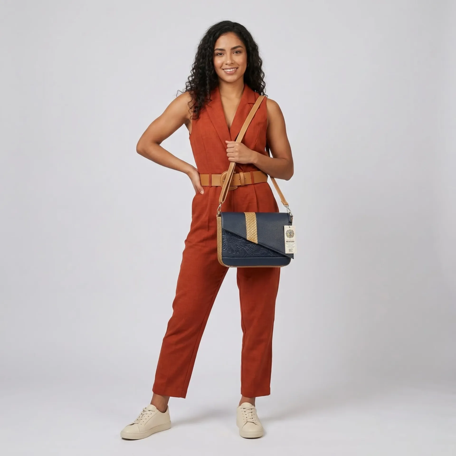 [B16ARIPLMFMAR] ARIANA PIEL (LISO MENORCA FLORES MARINO)