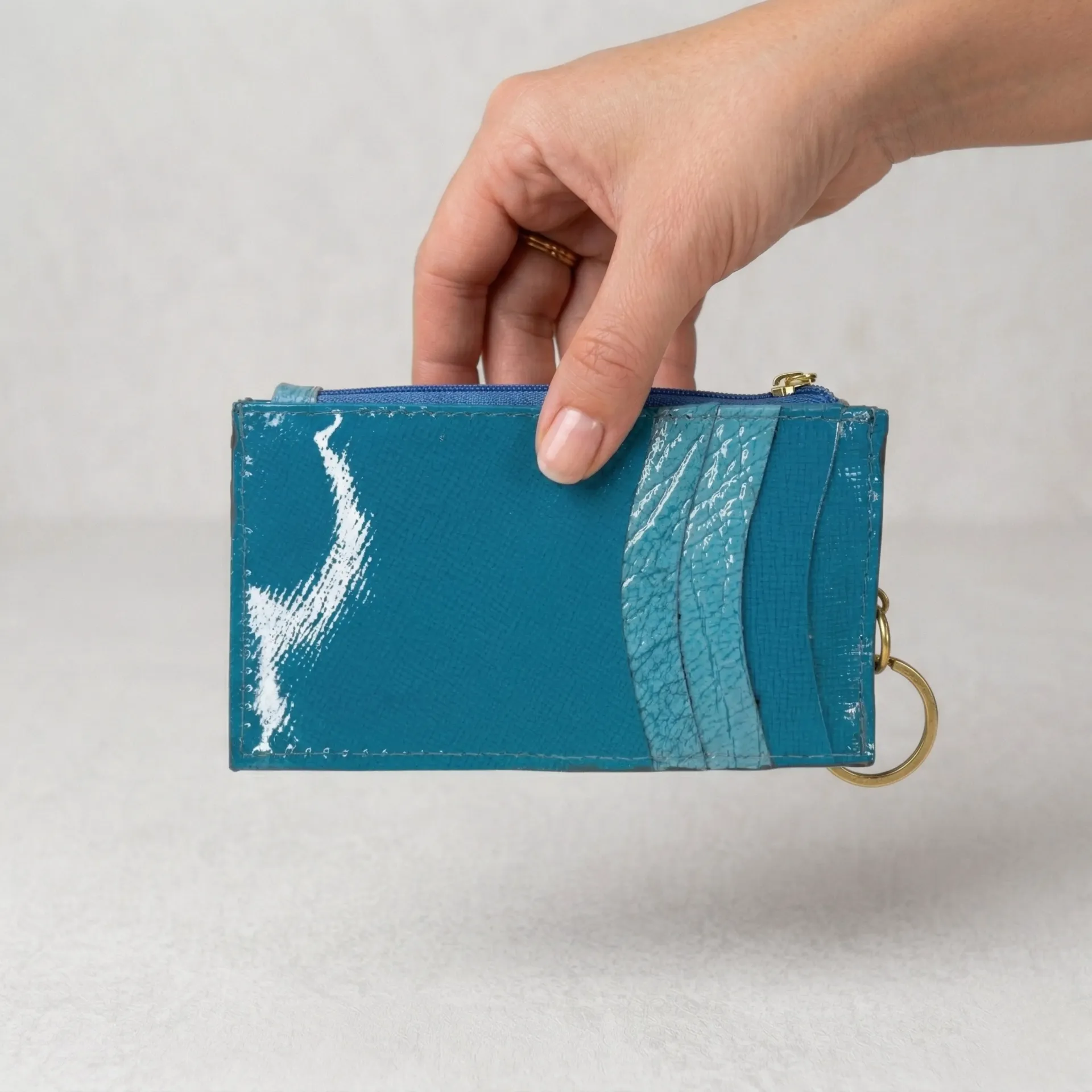 TARJETERO COLGANTE PIEL