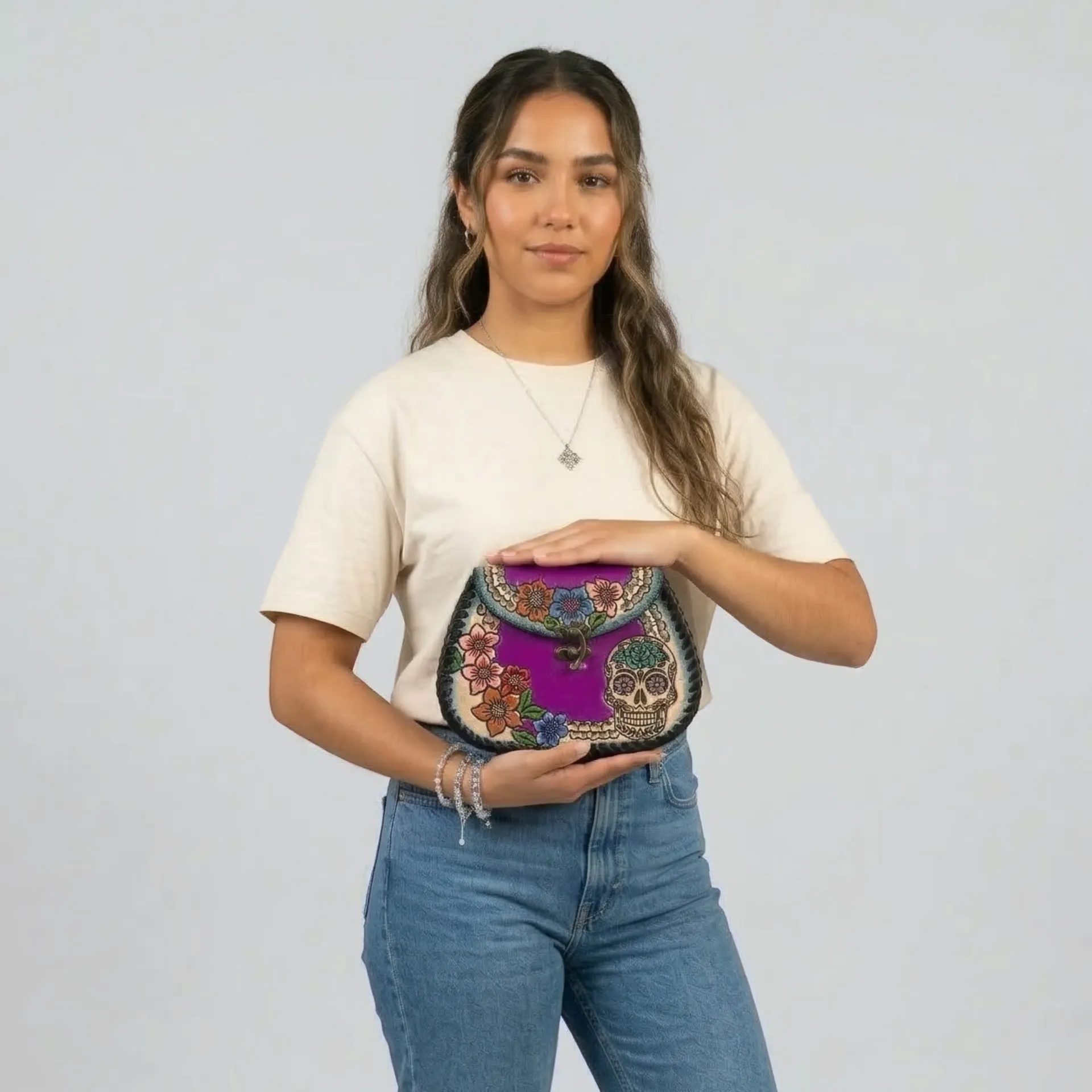 [B1LOVCCLF] LOLA VAQUETA CINCELADA (CALAVERA FIUSHA)